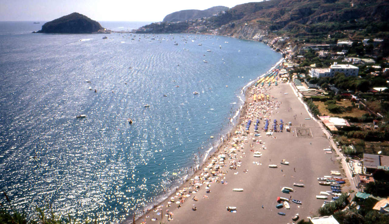 Maronti Strand bei Barano Maronti auf Ischia